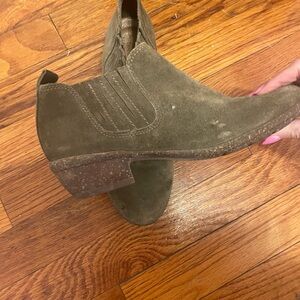 Women's Suede Ankle Boots - Brown